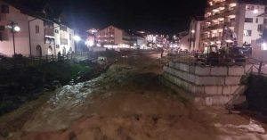 Maltempo: evacuati alberghi e case in val di Fassa per frane e allagamenti