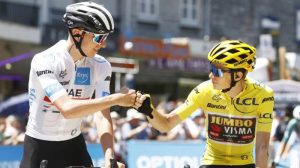 Ciclismo, show al Giro dell’Emilia 2022: torna il duello Pogacar-Vingegaard