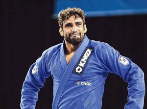 Brasile, la leggenda delle arti marziali Leandro Lo ucciso in un locale