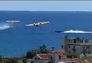 Chi è  il pilota del motoscafo che ha rischiato l’incidente con il Canadair: «Vedono una barca da 1 milione e mezzo e puntano il dito»