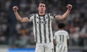 Pallone d'oro, UFFICIALE, nominati i 30 finalisti: presenti Leao, Maignan e Vlahovic. Messi escluso!