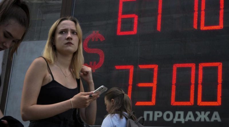 Russia, economia in contrazione del 4% nel 2o trimestre 2022. Calo forte ma meno delle attese