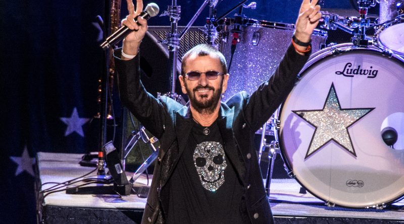 Ringo Starr Baffles Internet With Feet Pics