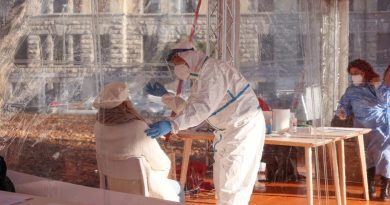 Coronavirus, ultime notizie: in Italia 9.894 nuovi casi e 42 morti