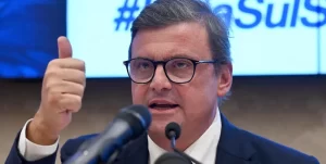 Calenda dice di volere Draghi come presidente del Consiglio
