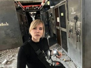 La figlia di Dugin morta nell’esplosione della sua auto a Mosca. Probabile attentato