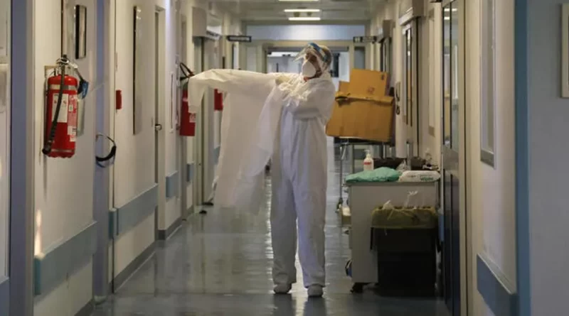 Coronavirus, ultime notizie: in Italia 19.470 nuovi casi e 63 morti
