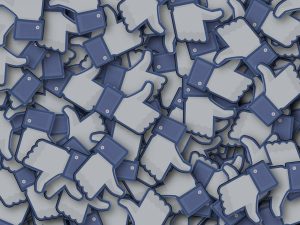 Facebook paga 37,5 milioni per la geolocalizzazione: “Ma siamo innocenti”