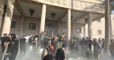 Scontri in Iraq, assalto al palazzo del governo: quindici morti