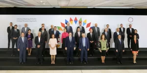 L’Unione Europea ha sospeso l’accordo sui visti ai turisti russi
