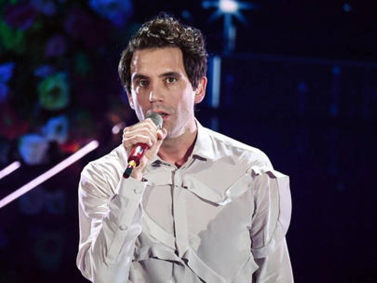 Mika rinvia il tour. Giallo e polemica sulle motivazioni