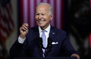 «Io vedo un’america con  un futuro senza limiti».  Joe Biden a Filadelfia parla alla nazione