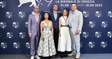 Venezia 79, mezza delusione per “The Whale” di Aronofsky. Commuove Brendan Fraser che in scena pesa 250 chili