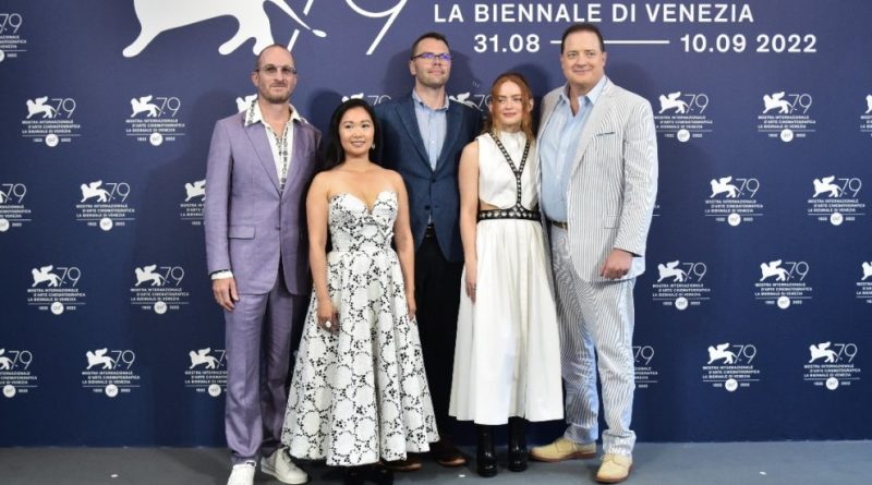 Venezia 79, mezza delusione per “The Whale” di Aronofsky. Commuove Brendan Fraser che in scena pesa 250 chili