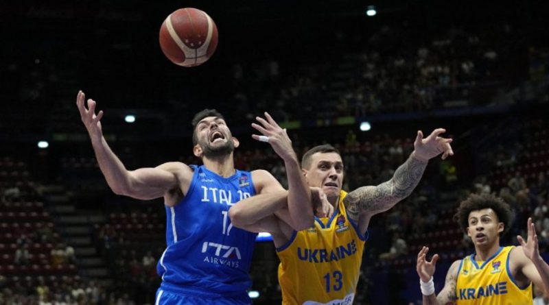 Europei di basket, una brutta Italia va ko con l’Ucraina: seconda sconfitta in tre partite e ora si complica il cammino verso gli ottavi