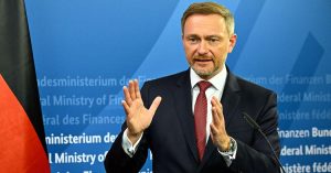 Crisi energetica, il ministro tedesco Lindner alla carica sul fracking: “Si riveda il divieto di estrazione del gas per fratturazione idraulica”