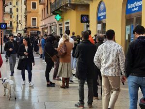 “Ti strappiamo lo Swatch”. Cos’è il reselling della gang romana