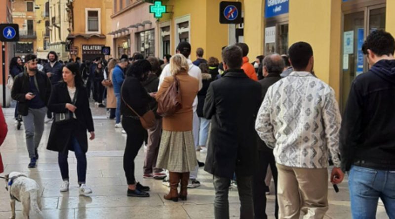 “Ti strappiamo lo Swatch”. Cos’è il reselling della gang romana