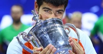 Carlos Alcaraz vince gli Us Open e diventa il più giovane numero uno del mondo: battuto Ruud