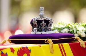 Thousands of Mourners Take Their Place In “The Queue” To Pay Homage To Queen Elizabeth II