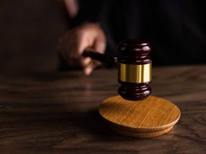 “Non ha colto il rifiuto”. E il giudice assolve il presunto stupratore