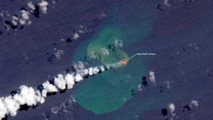 Nuova isola vulcanica nel Pacifico: è emersa l’11 ore