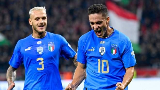 Nations League, Ungheria-Italia 0-2: Raspadori e Dimarco portano gli azzurri in semifinale