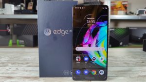 Un telefono di marca a soli 249€ con fotocamera 108Mpixel OIS stabilizzata, 6GB/128GB, 5G e SnapDragon 778G? Motorola Edge 20 oggi sì!