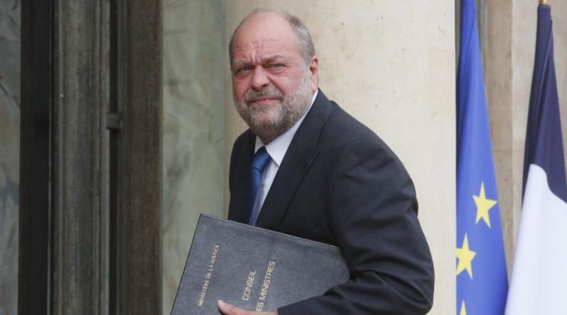 Francia, rinviato a giudizio il ministro della Giustizia Dupond-Moretti per conflitto d’interessi