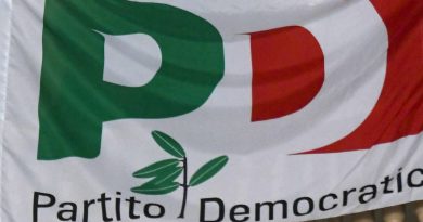 Il Pd fa la guerra pura alle strade “colonialiste”