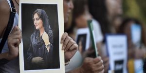 Secondo la perizia legale dello stato iraniano, Mahsa Amini non è morta a causa di percosse