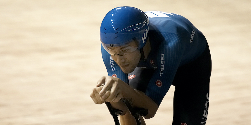Filippo Ganna ha stabilito il nuovo record dell’ora nel ciclismo
