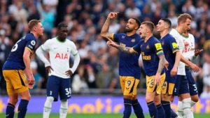 Conte cade contro il Newcastle: Tottenham ancora ko. Frena l’Arsenal