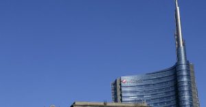 Breaking news: UniCredit definisce un pacchetto di aiuti da 8 miliardi di dollari per i clienti italiani colpiti dall’aumento dei prezzi – Reuters