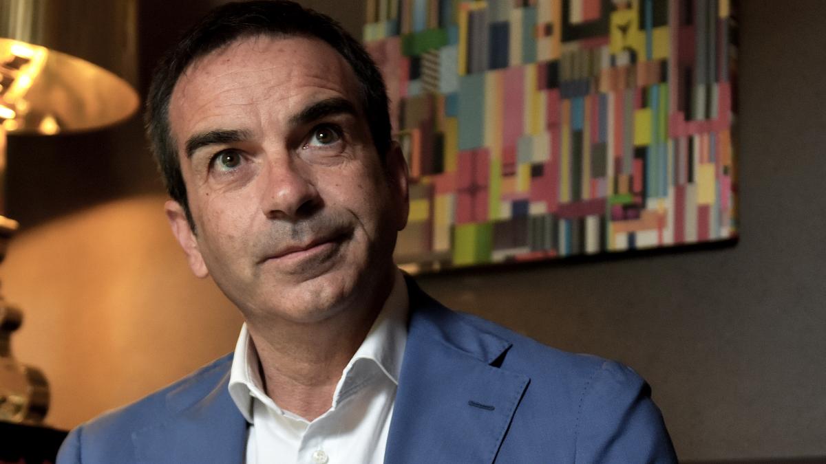 Breaking news: L’hub mafioso assume medici cubani mentre i medici italiani evitano la regione – The Times