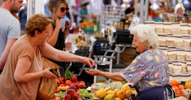 Breaking news: Le turbolenze del Regno Unito manterranno probabilmente ragionevole la politica economica italiana – funzionari – Reuters