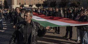 I video del corteo di Predappio per l’anniversario della marcia su Roma