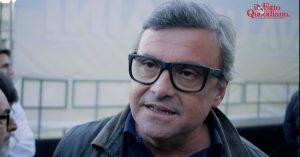Ucraina, Calenda attacca il Fatto. E dice: “Siamo a sostegno della guerra, quella per difendersi”