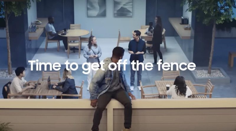 Il nuovo spot di Samsung agli utenti Apple: perché aspettare, i pieghevoli ci sono già!