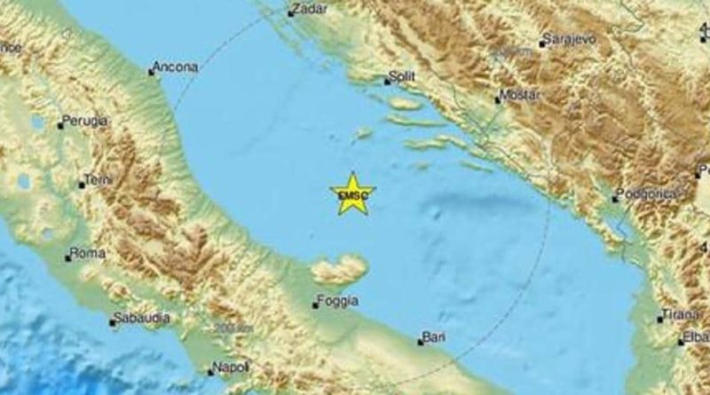 Terremoto nelle Marche poco dopo le 7. Scuole chiuse in diverse città