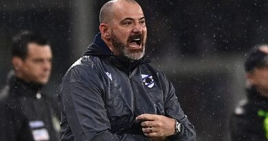 Fiorentina, 15mila euro per cori beceri. Samp, Stankovic squalificato