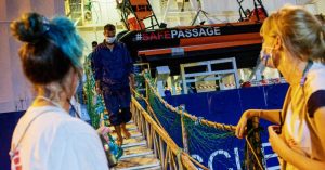 Migranti, Meloni ora gioca di sponda con Malta, Grecia e Cipro: lettera all’Ue. “Noi i più esposti, discutere di delocalizzazione e di sbarco delle Ong”