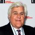 Jay Leno è rimasto gravemente ustionato dopo che la sua auto è andata in fiamme