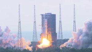 CNSA: la navicella Tianzhou-5 ha eseguito l’attracco con la stazione spaziale cinese