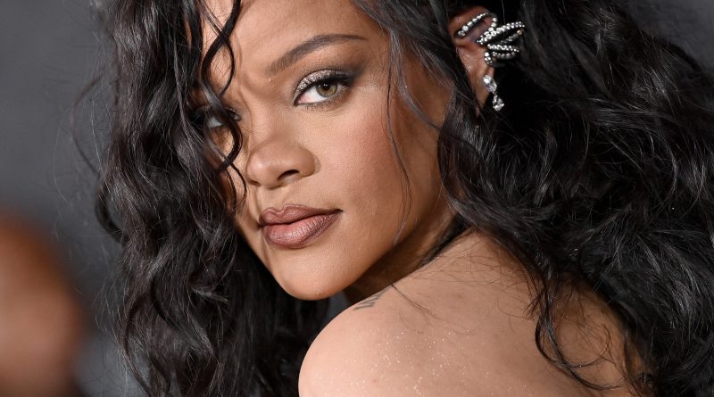 L’ultima acconciatura di Rihanna dimostra che è la ribelle della bellezza per eccellenza