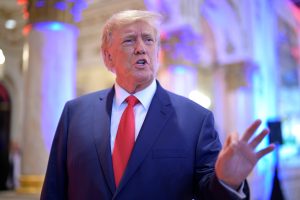 Rapporto: Trump ha detto ai repubblicani di appoggiarlo “al più presto” o di subirne le conseguenze