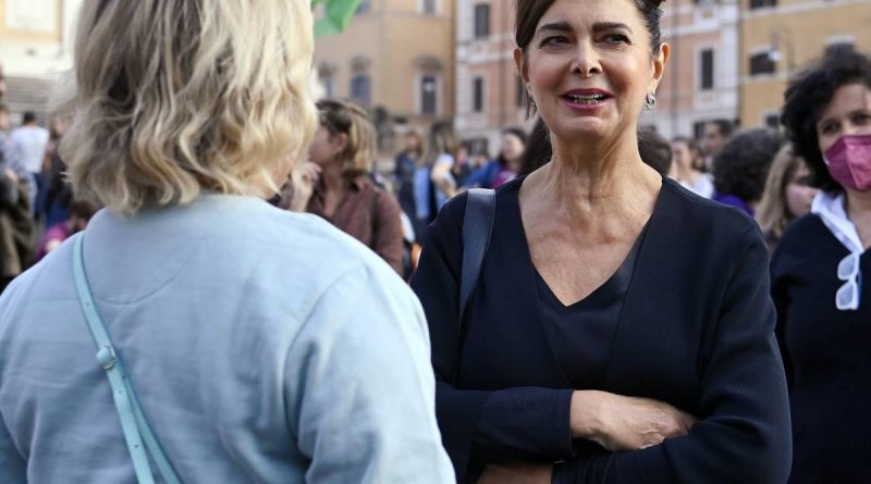 “Incomprensibile”. Boldrini contro Meloni anche sulla tampon tax