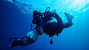 Arriva Oceanic+, l’app che trasforma Apple Watch Ultra in un computer subacqueo