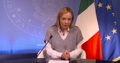 Manovra, 400 milioni per emendamenti dei parlamentari e “mance”. Meloni: “Chiudere in fretta a costo di lavorare a Natale”