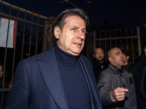 Conte s’inventa la “contro-Scala”: davanti alla tv coi percettori del reddito di cittadinanza